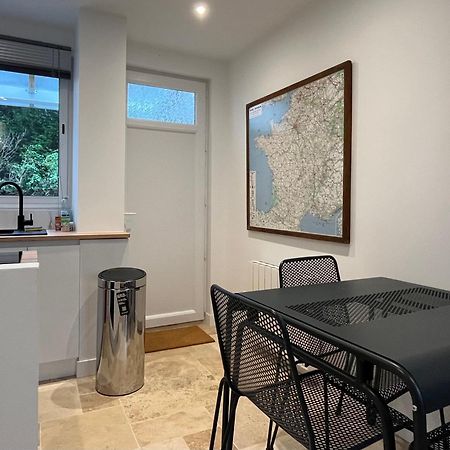 Loft Avec Terrasse Et Jardin Apartment Angouleme Bagian luar foto